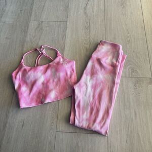 Carbon 38 women’s leggings and top size S